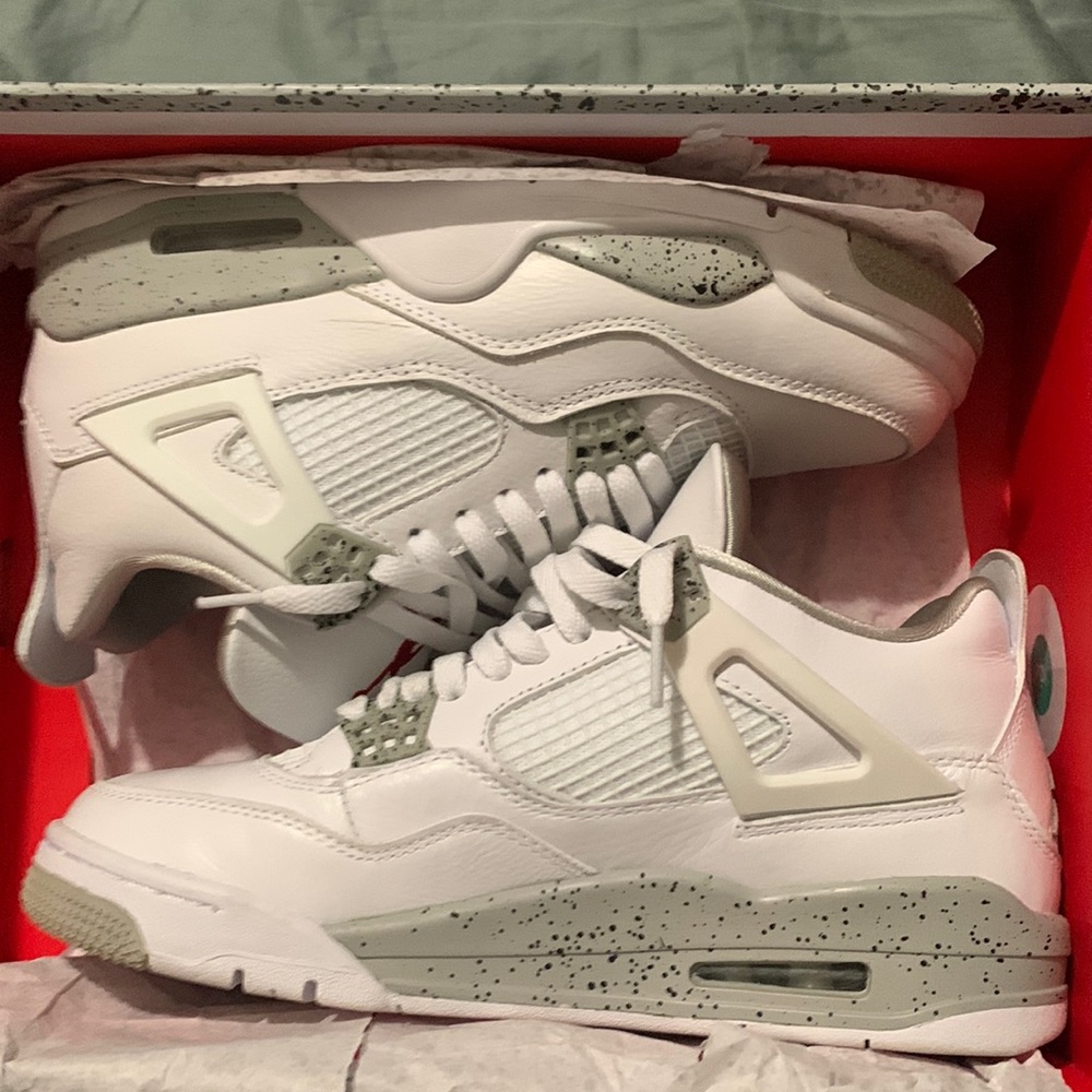 Jordan 4
